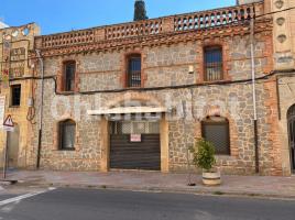 For rent business premises, 296 m², Avenida DE MONTBRIÓ
