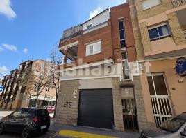 Casa (chalet / torre), 493 m², cerca de bus y tren, Calle Ignasi Bastús, 30