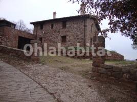 Casa (masia), 300 m²