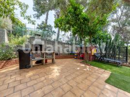 Casa (xalet / torre), 220 m²