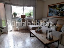Pis, 75 m², prop de bus i tren