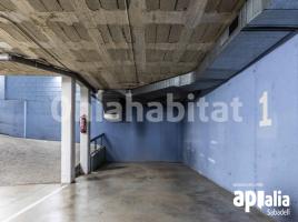 Dúplex, 141 m², prop de bus i tren, seminou, Calle Ribot i Serra