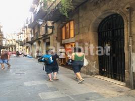 Alquiler otro, 154 m², cerca de bus y tren, Calle dels Banys Nous, 5