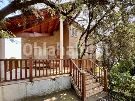 Houses (villa / tower), 281 m², Calle DEL MERCAT