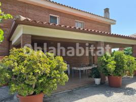 Apartament, 184 m², seminou