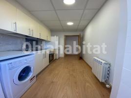 Piso, 109 m², cerca de bus y tren