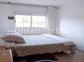  (unifamiliar adossada), 228 m², presque neuf