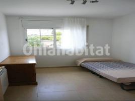  (unifamiliar adossada), 228 m², presque neuf