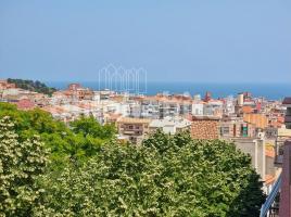 Pis, 122 m², Zona