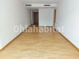 Alquiler piso, 101 m², seminuevo, Zona