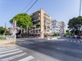 Flat, 97 m², Calle de Valls