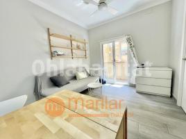 Piso, 57 m², cerca bus y metro, Calle de Emilia Pardo Bazán