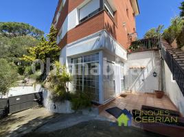 For rent loft, 50 m², almost new