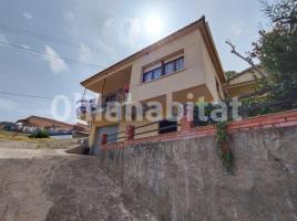 Casa (chalet / torre), 252 m²