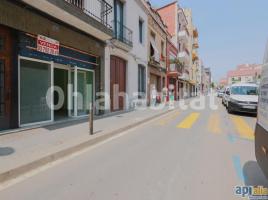 Local comercial, 92 m², prop de bus i tren, Calle Churruca