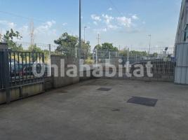 Louer , 639 m², presque neuf, Avenida DEL PRAT