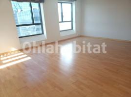 Alquiler piso, 144 m², seminuevo, Zona