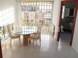 Pis, 95 m², Calle dels Jocs Florals
