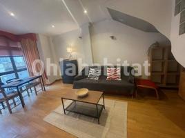 Dúplex, 89 m², prop bus i metro, Calle del Freser
