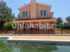 Casa (chalet / torre), 612 m², seminuevo, Calle Àngel Guimerà