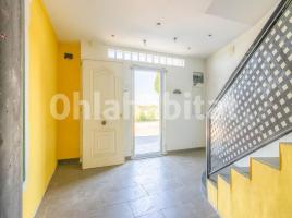 Casa (unifamiliar adosada), 232 m², seminuevo, Calle del Riu