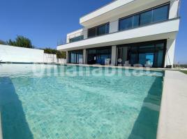 Casa (chalet / torre), 460 m², seminuevo, Calle les Heures