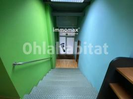 Local comercial, 210 m², Zona