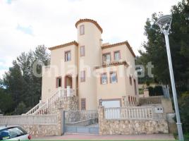 Casa (chalet / torre), 305 m², Calle Farigola