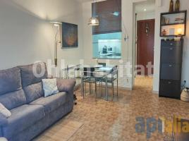 Apartamento, 58 m², Calle de Sant Antoni, 142