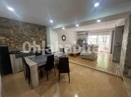 Houses (villa / tower), 200 m², Calle de Sant Francesc
