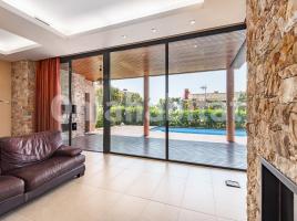 Casa (xalet / torre), 363 m², seminou, Calle Margarida Abril