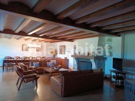  (masia), 880 m²