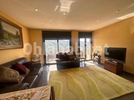 Flat, 102 m², almost new