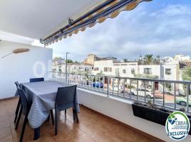 Pis, 82 m², Avenida Castelló d'Empúries, 6
