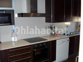 Lloguer dúplex, 116 m², prop de bus i tren, seminou, Calle de Buxeda