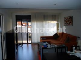 Lloguer dúplex, 116 m², prop de bus i tren, seminou, Calle de Buxeda