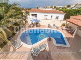 Houses (terraced house), 265 m², Zona