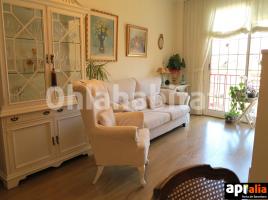 Pis, 86 m², prop de bus i tren, Calle de Josep Miquel Quintana