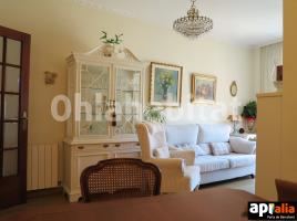 Pis, 86 m², prop de bus i tren, Calle de Josep Miquel Quintana