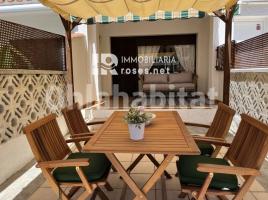 Casa (unifamiliar adossada), 72 m², Zona
