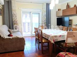 Piso, 74 m², Calle Victòria