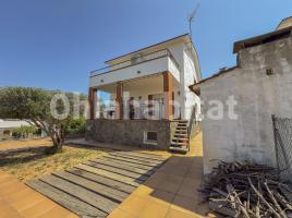 Houses (detached house), 252 m², Calle de Can Mas