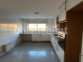 Pis, 113 m², seminou