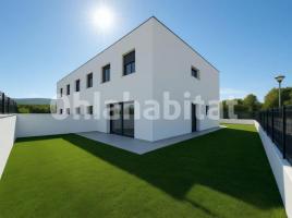  (unifamiliar adossada), 228 m², presque neuf, Zona