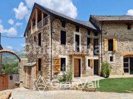New home - Houses in, 296 m², new