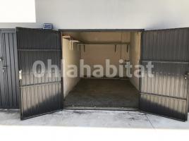 , 12 m²