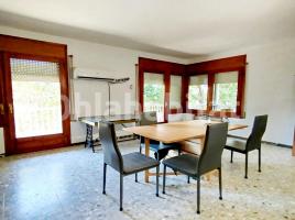 Houses (villa / tower), 167 m²
