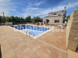 Casa (chalet / torre), 242 m²