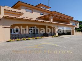 Houses (villa / tower), 259 m²