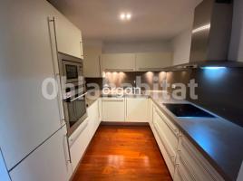 Alquiler piso, 51 m², seminuevo, Zona
